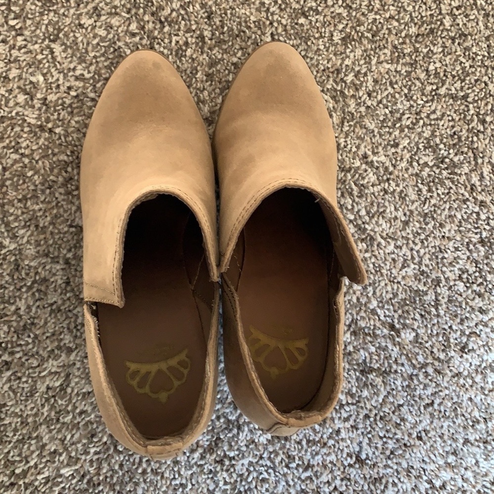 Women’s booties